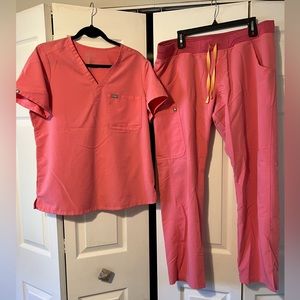 Gently used figs set L top and XL bottom